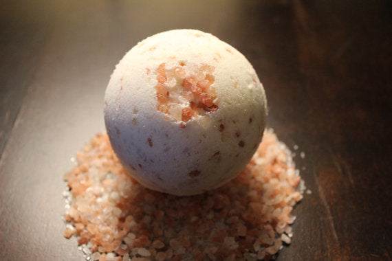 organic detox bath bomb