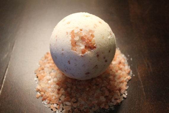 organic detox bath bomb